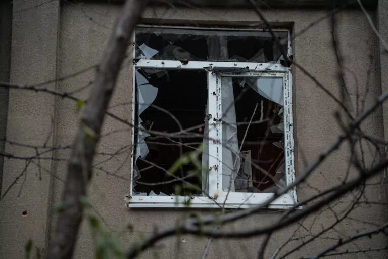 Двоє поранених унаслідок обстрілу Харкова у важкому стані