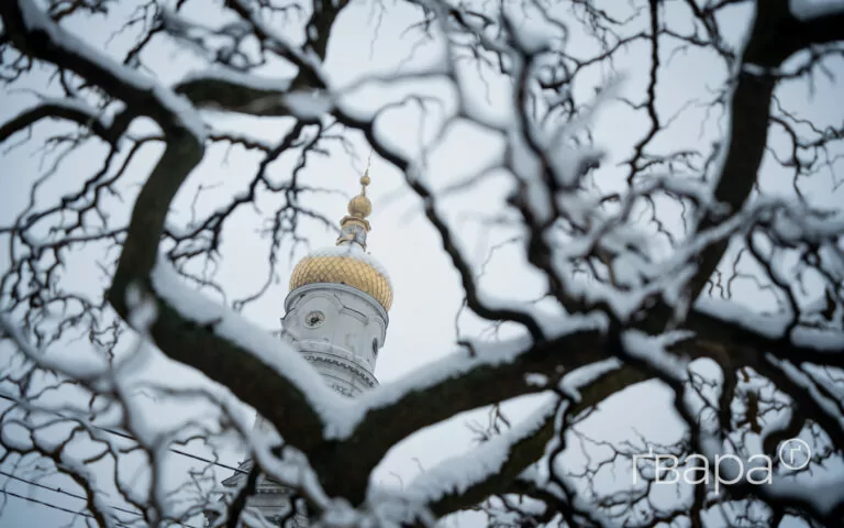 На дорогах ожеледиця: погода на Харківщині 5 лютого