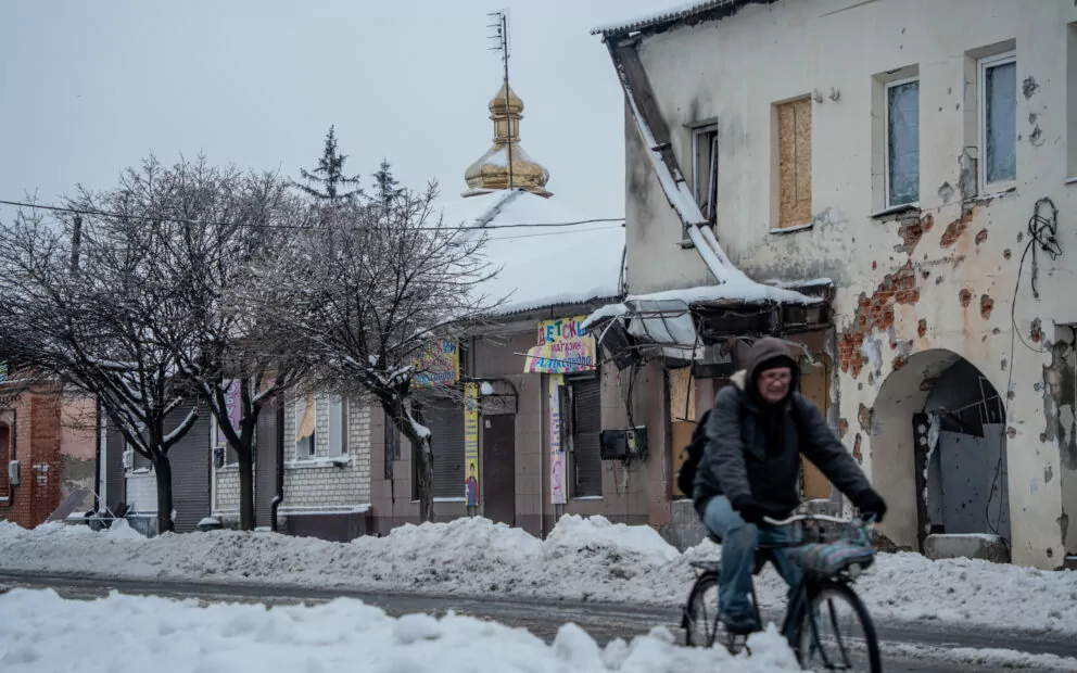 зображення до посту: «Нас стирають із землі». Як живе Вовчанська громада біля кордону з РФ