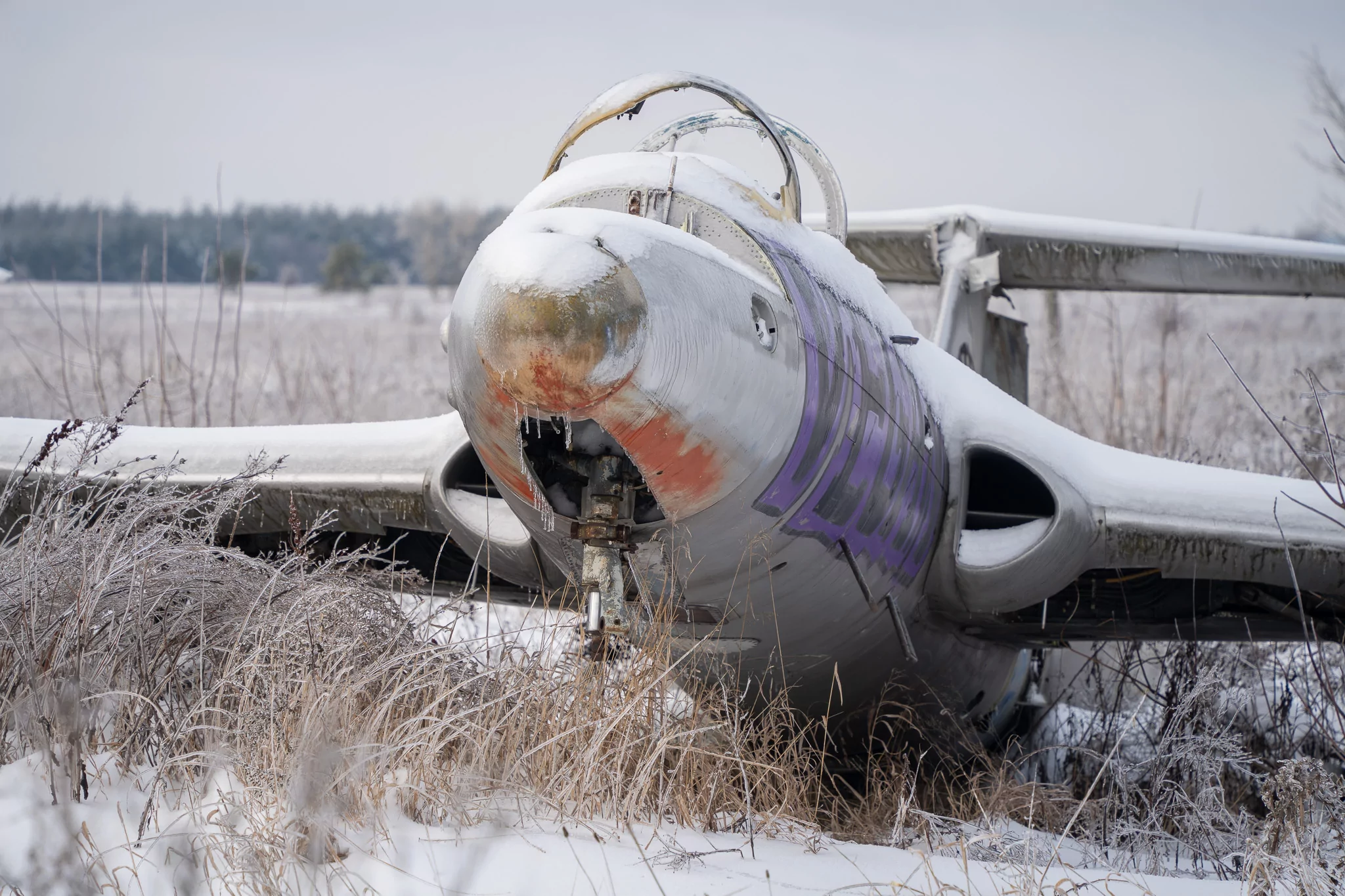 зображення до посту: Abandoned Airfield: How Aircraft Cemetery Looks Like near Russian Border in Kharkiv Oblast