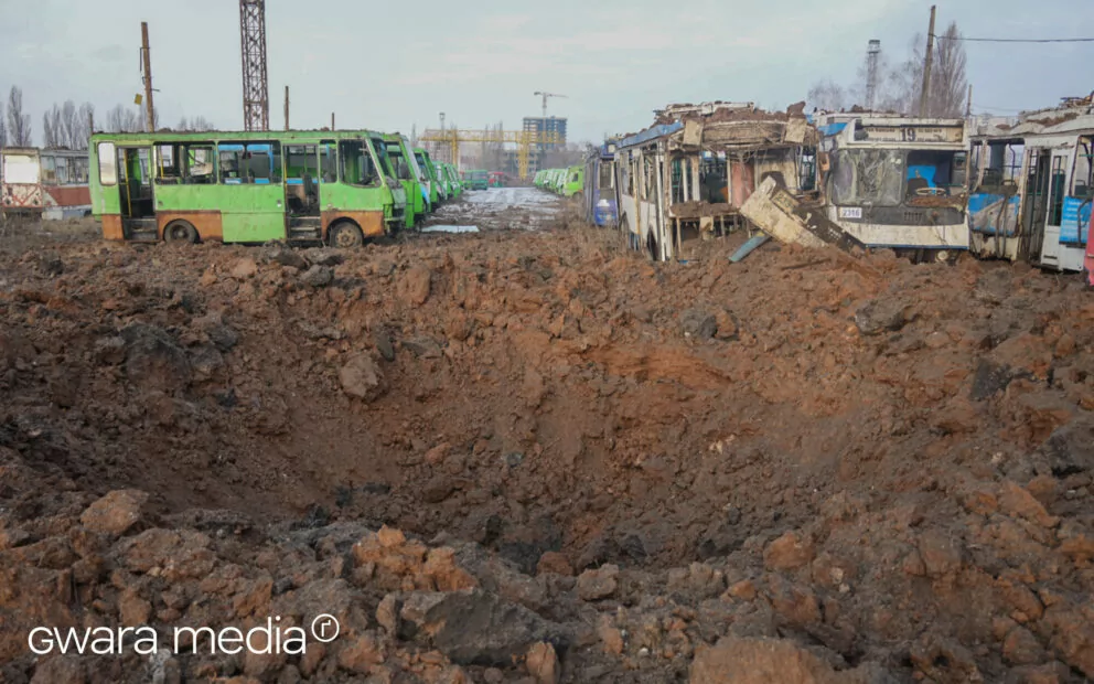 зображення до посту: Russian Army Shells Public Transport Depot in Kharkiv with Missile
