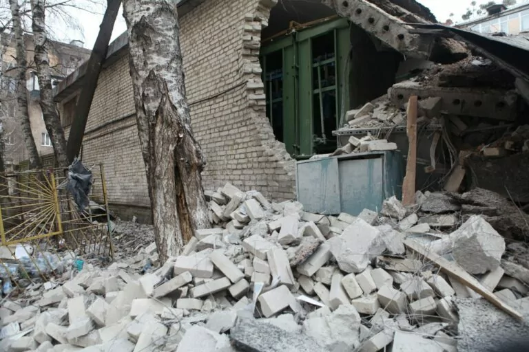 Понад 160 абонентів у Шевченківському районі Харкова залишилися без світла