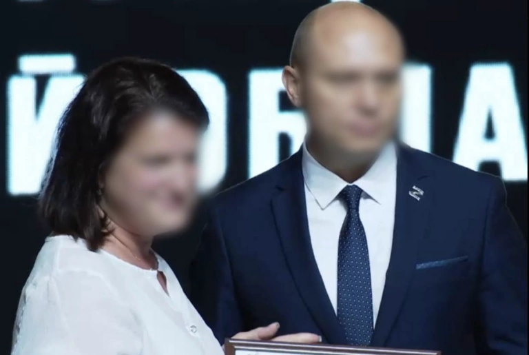 Обійняли керівні посади під час окупації: подружжю з Козачої Лопані оголосили підозру