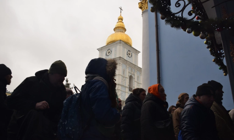 Прощання з письменником та військовим Максимом Кривцовим — фото