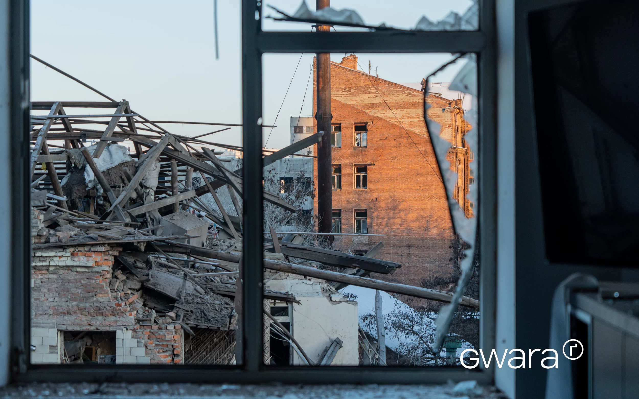 зображення до посту: In Photos: Russians Shelled Kharkiv at Night