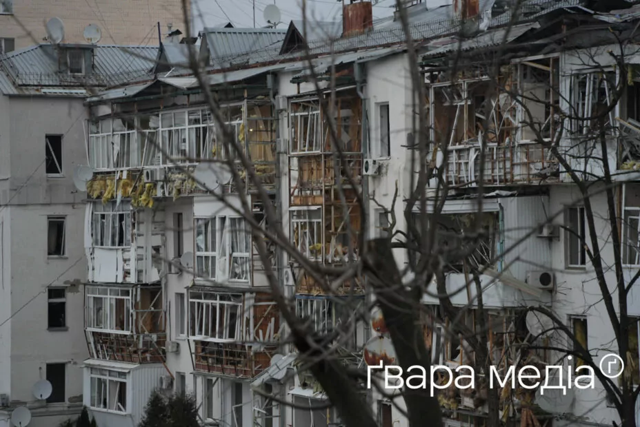 зображення до посту: Атака по Харкову: масштабні руйнування та п’ятеро поранених дітей — фото