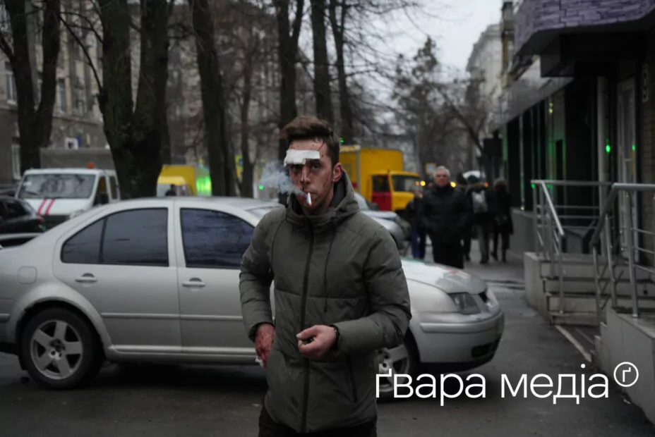 зображення до посту: Атака по Харкову: масштабні руйнування та п’ятеро поранених дітей — фото