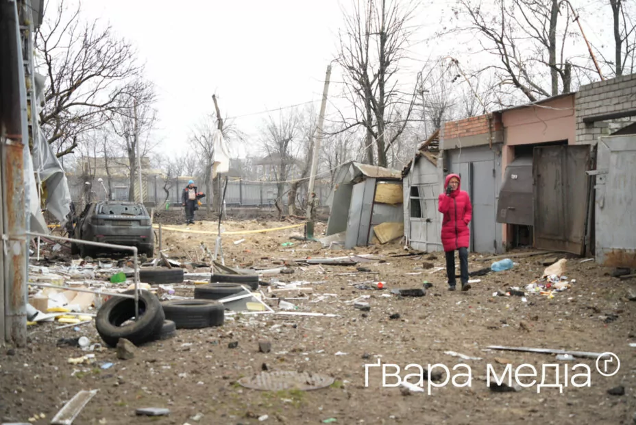 зображення до посту: Атака по Харкову: масштабні руйнування та п’ятеро поранених дітей — фото