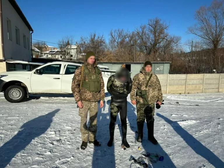 Прикордонники спіймали харків’янина, який намагався вплав дістатись до Молдови