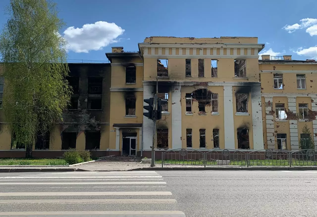 Destroyed school in the Kharkiv Oblast / Photo: Denys Glushko for Gwara Media