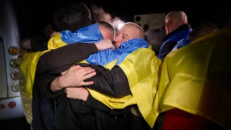 Звільнені з полону мешканці Харківщини отримають грошову допомогу — ХОВА