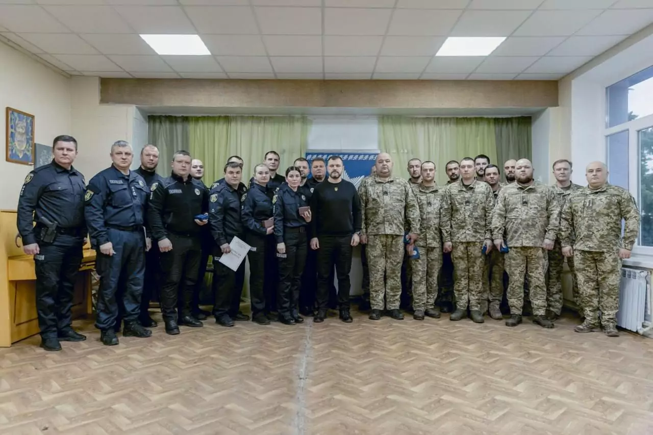 Міністр внутрішніх справ України Ігор Клименко нагородив прикордонників та поліціянтів Харківщини