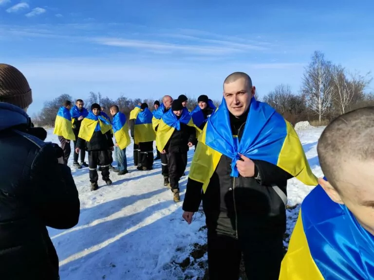 До України з російського полону повернули 207 військовослужбовців