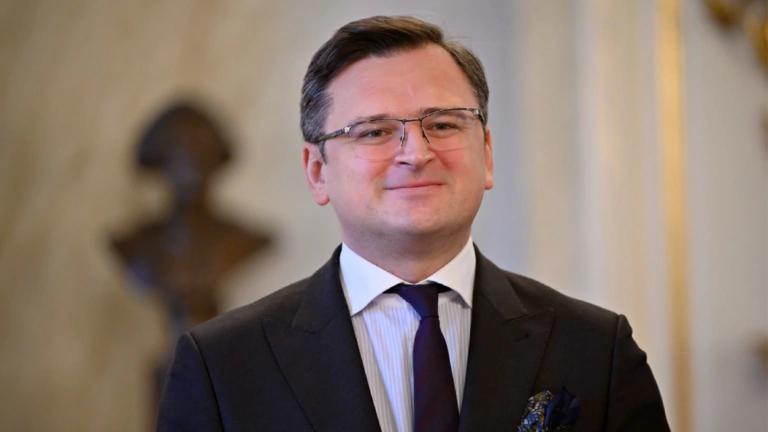 Фейк. Дмитро Кулеба запропонував перейменувати Авдіївку у Прагу