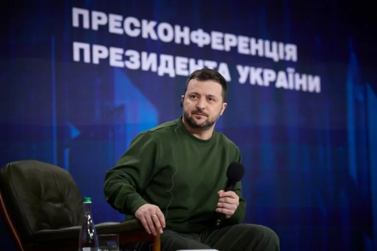 Петиція з проханням переглянути програму «тисячі Зеленського» набрала голоси