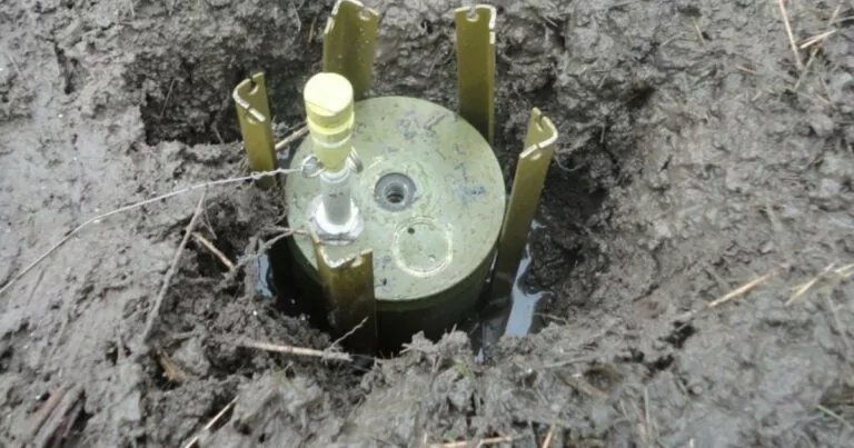 В Ізюмському районі двоє людей загинули від підриву міни