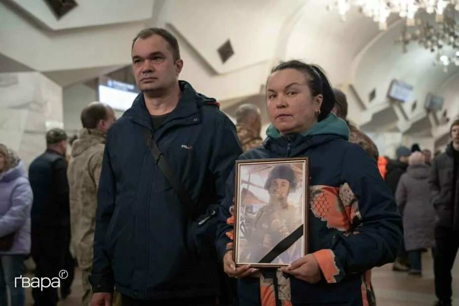 зображення до посту: У харківському метрополітені вшанували пам’ять загиблих спортсменів, які боронили місто – фото