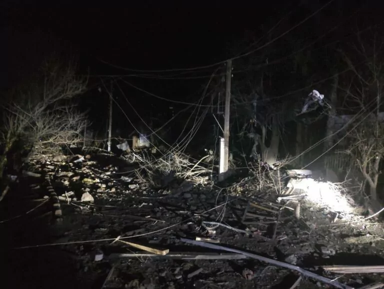 Внаслідок обстрілу Чугуєва без світла залишилися близько 300 споживачів