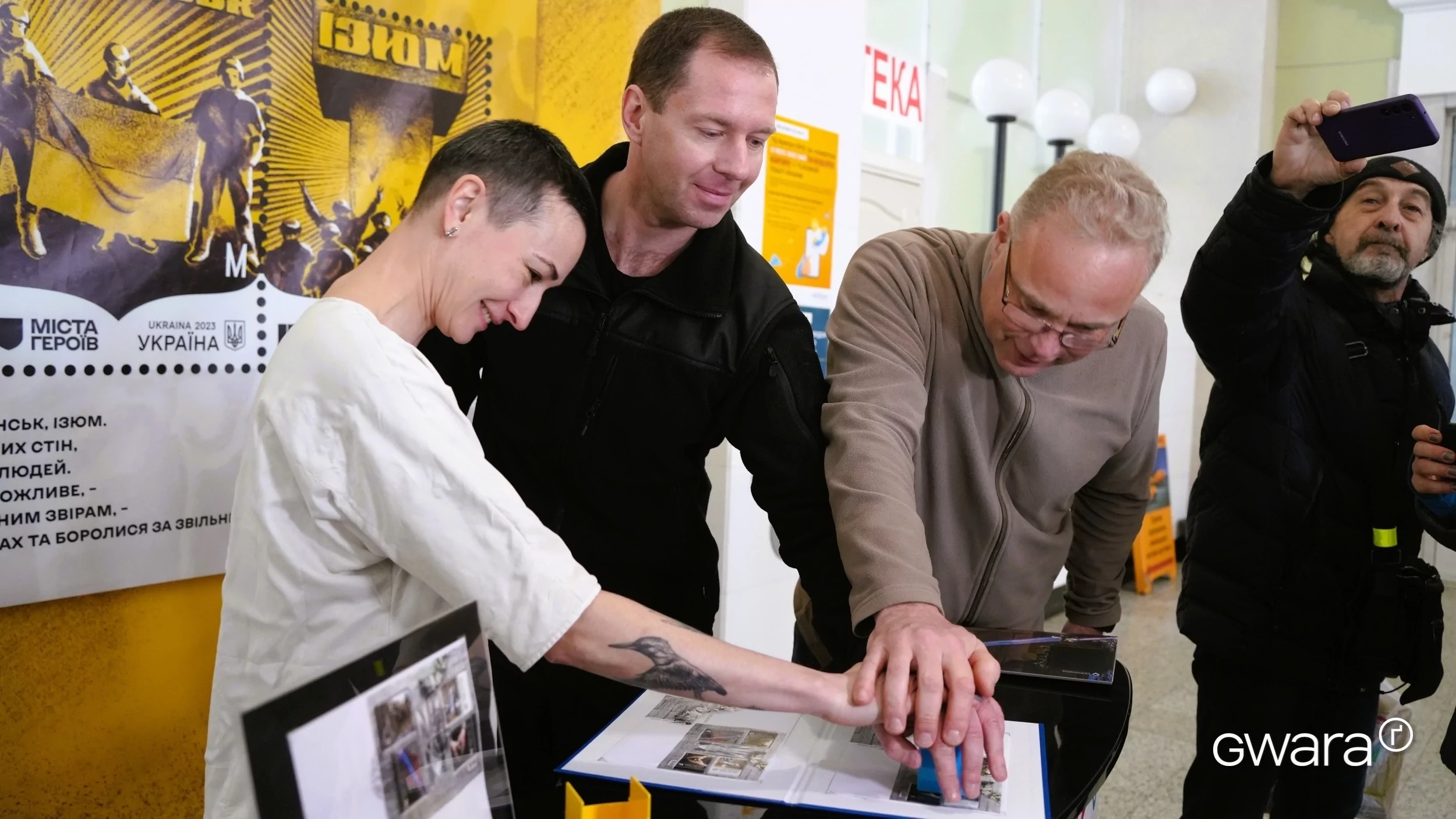 зображення до посту: In Photos: Ukrposhta Stamp Cancelled in Kharkiv To Mark Two Years of Russian Full-Scale Invasion