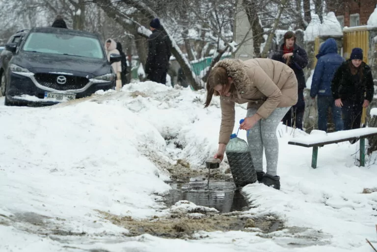 Police: Russian Attack on Oil Depot in Kharkiv Contaminated 10,000 m² of Land