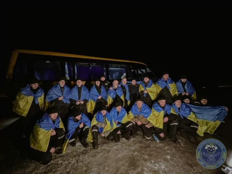 У рамках 51-го обміну до України повернулося два жителі Харківщини