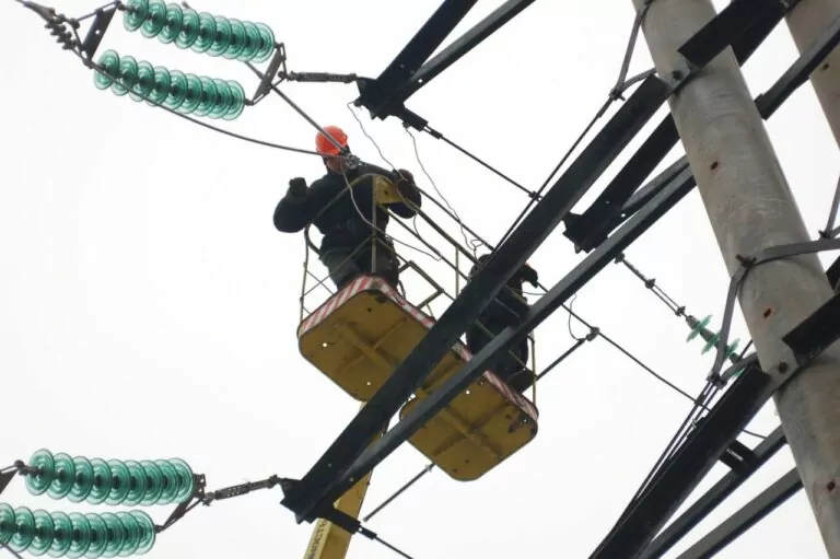 UK provides emergency $44 million to support Ukraine’s energy sector