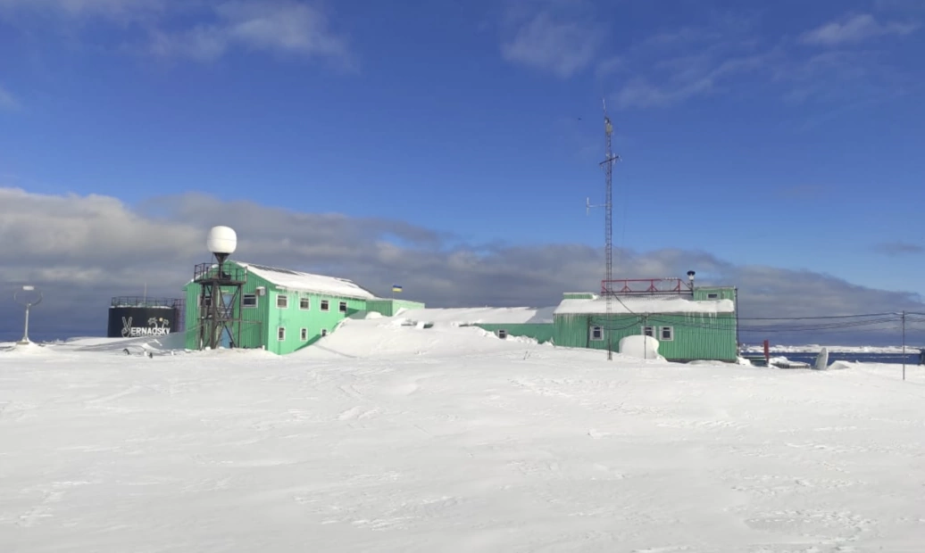 зображення до посту: From Kharkiv, Ukraine to Antarctica: How Scientists of Vernadsky Research Base Study Coldest Continent 