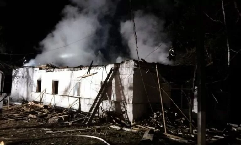 Росіяни завдали ударів безпілотниками по території навчального полігону на Харківщині