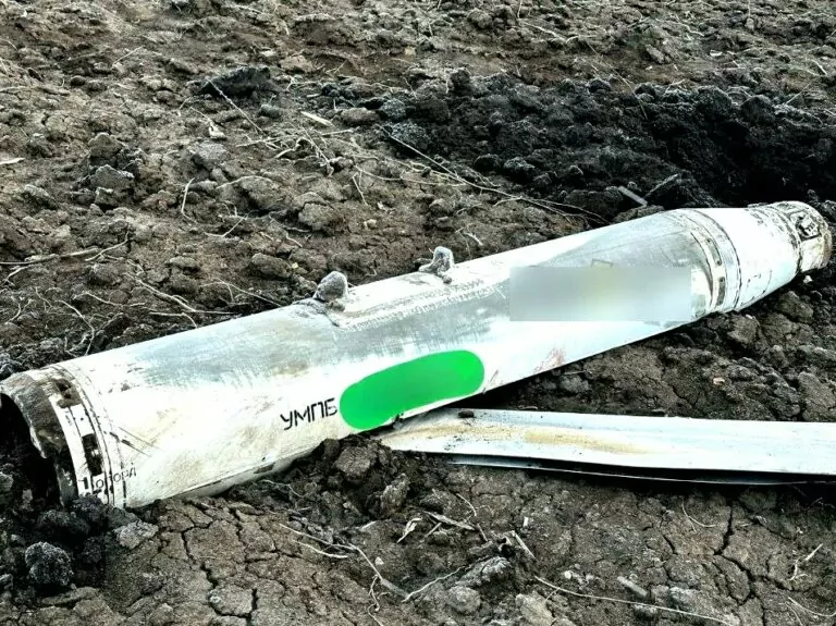 Military Analysts: Russian Forces Are Conducting Strikes in Ukraine with Improved Glide Bombs