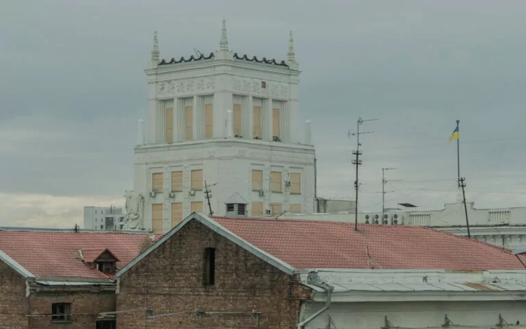 Хмарно, але без опадів: погода на Харківщині у середу