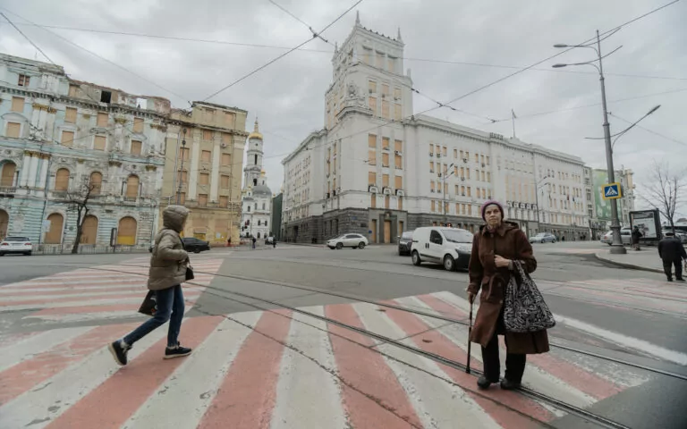 Тепло та без опадів: якою буде погода в Харкові