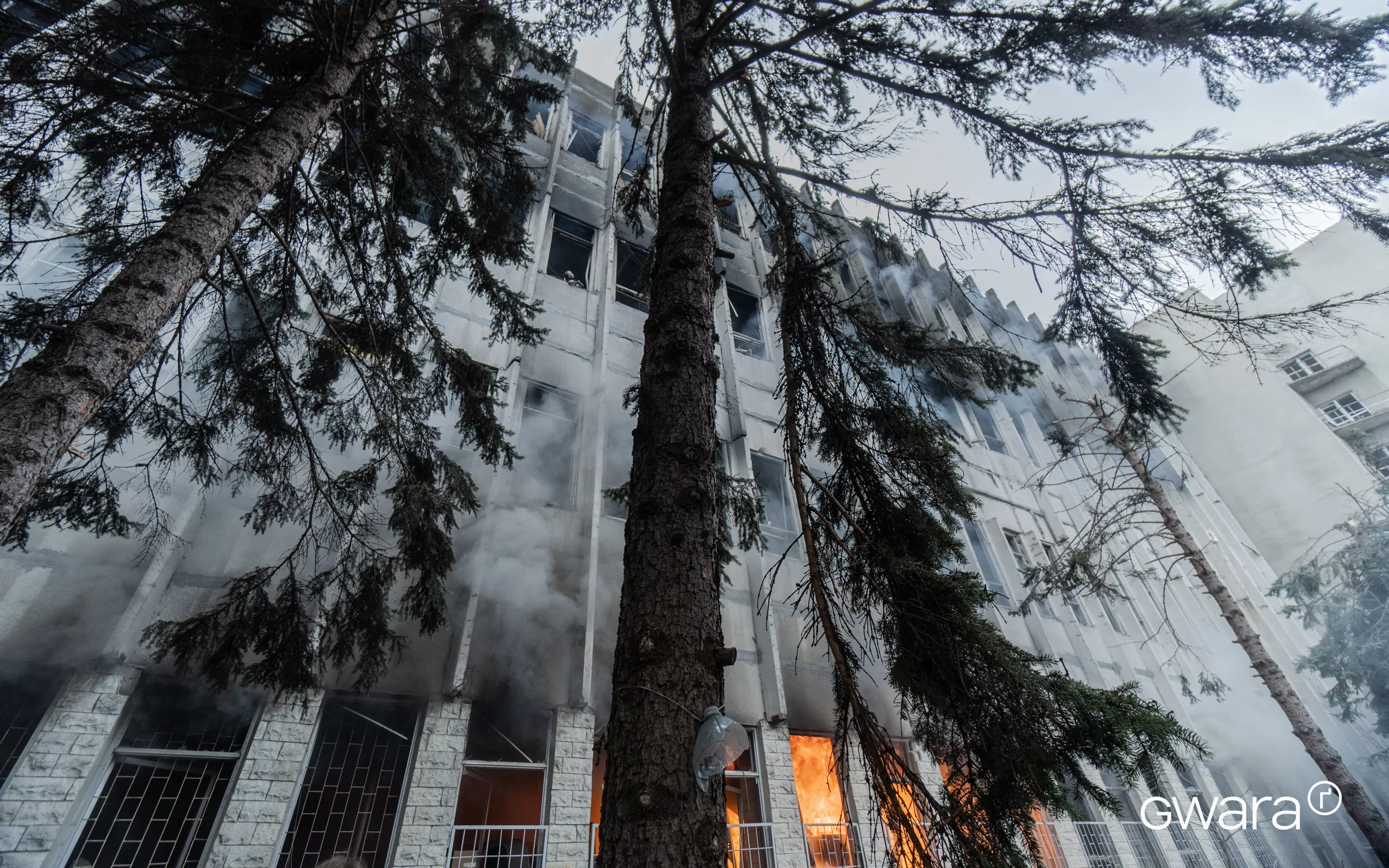 зображення до посту: In Photos: Russian Army Fires Missile at Civilian Enterprise in Kharkiv, Killing Three People