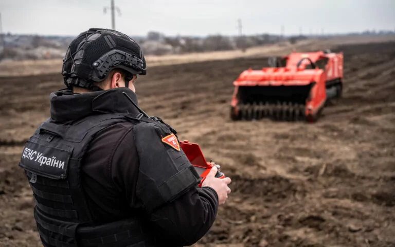 «Харківщина — найзабрудненіша мінами територія»: як відбувається розмінування регіону