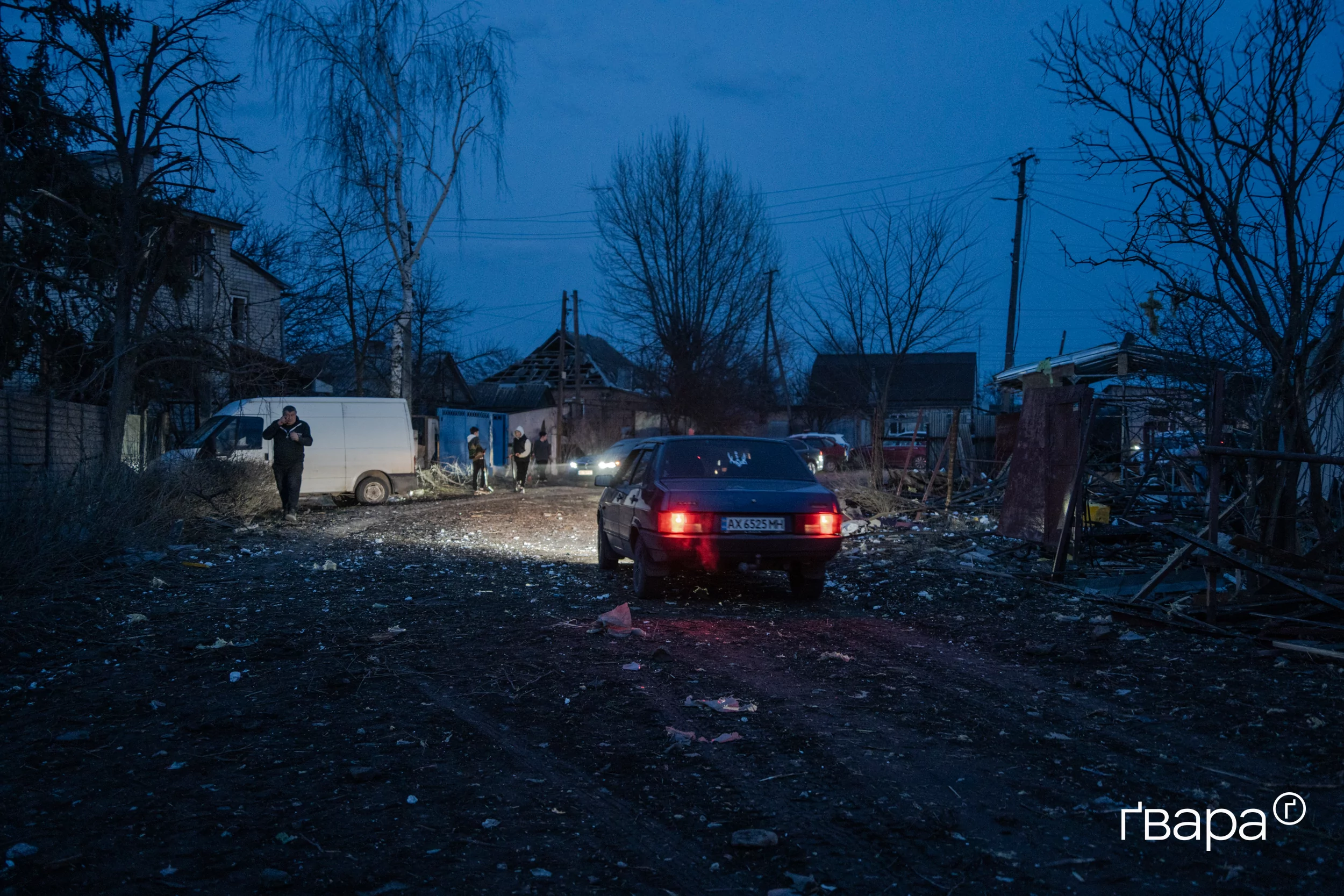 зображення до посту: Армія РФ скинула керовану авіабомбу на Дергачі Харківської області — фото