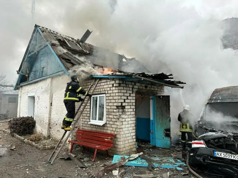 Двоє людей отримали поранення на Харківщині