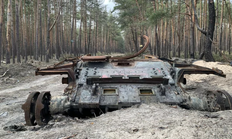 General Staff: Russia Has Lost 415,640 Troops in Ukraine