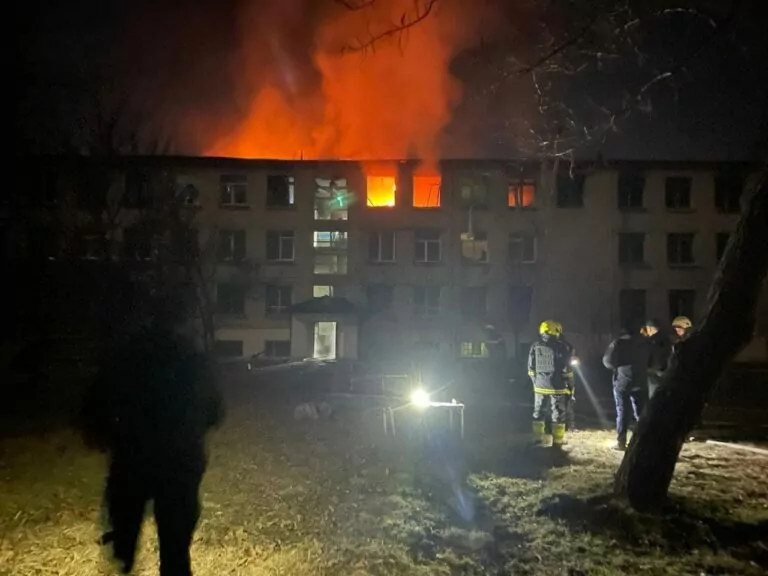 У поліції розповіли подробиці нічної атаки Харкова безпілотниками