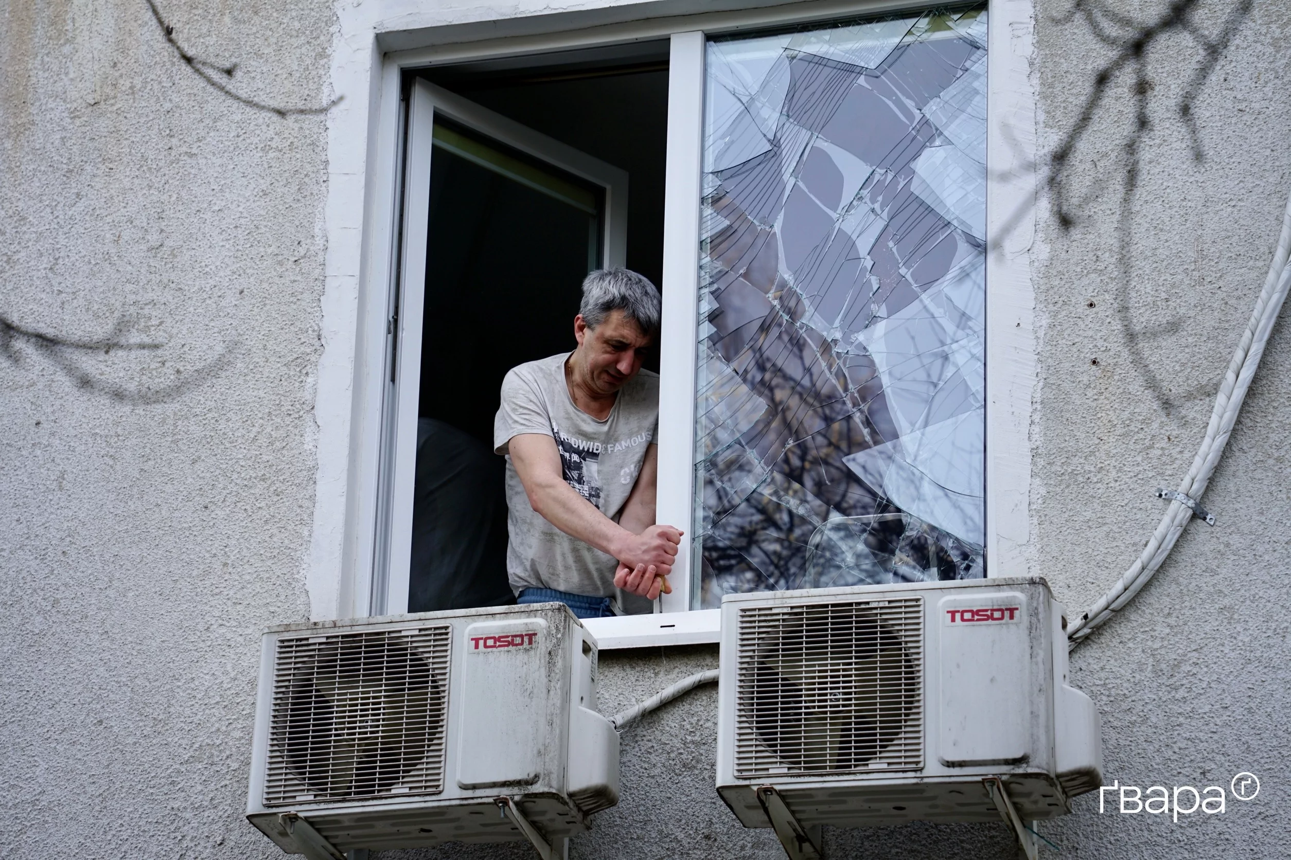зображення до посту: Росія завдала по Харкову удару авіаснарядом: все, що відомо про наслідки атаки – фото