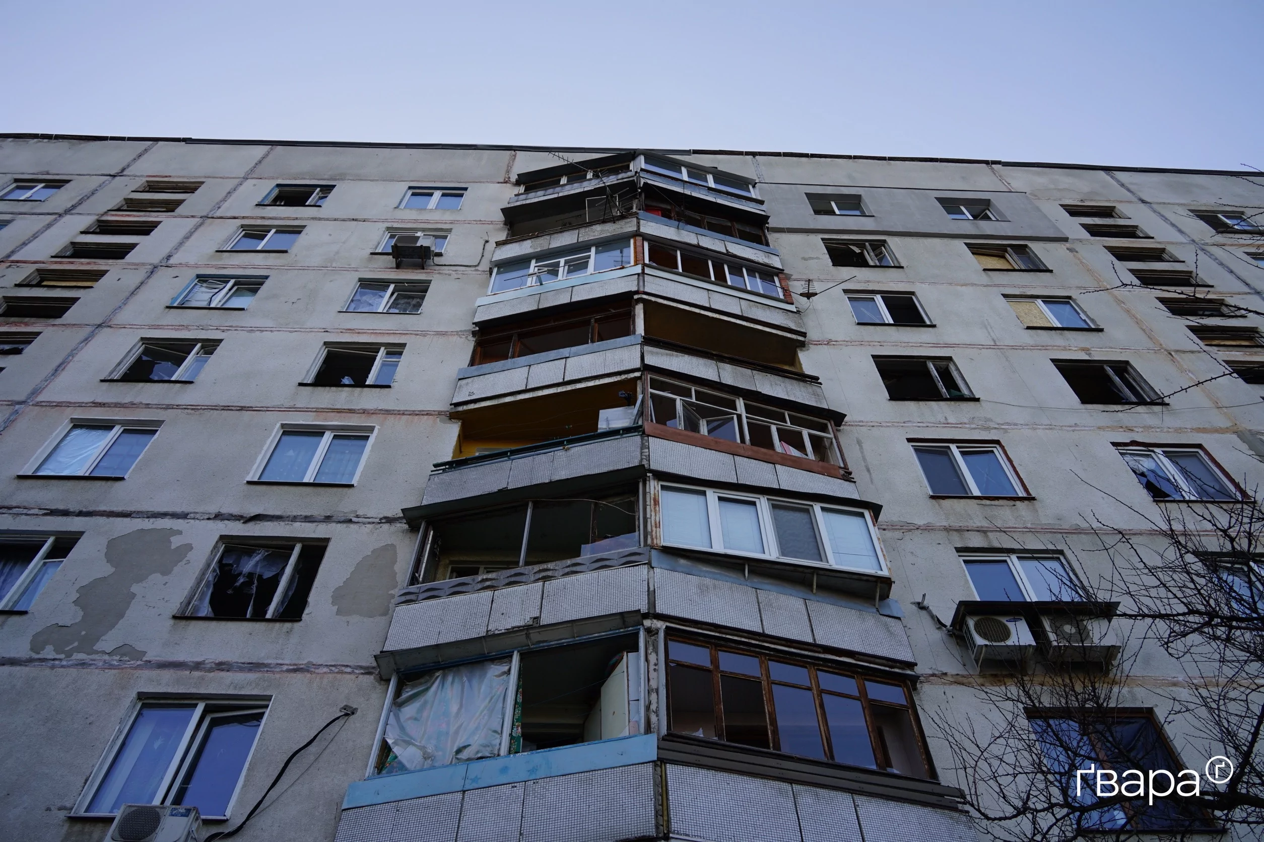 зображення до посту: Росія завдала по Харкову удару авіаснарядом: все, що відомо про наслідки атаки – фото