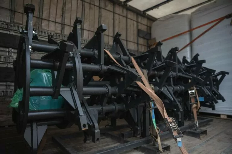 Сапери отримали від британців новий модуль для розмінувальної машини Armtrac