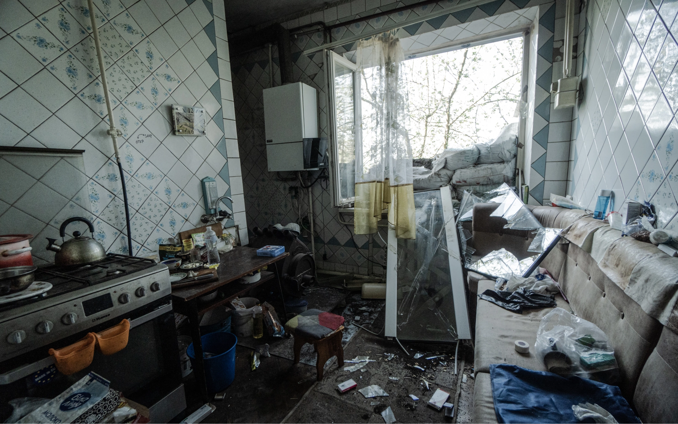зображення до посту: In Photos: Day after Russians bombed one village in Kharkiv region