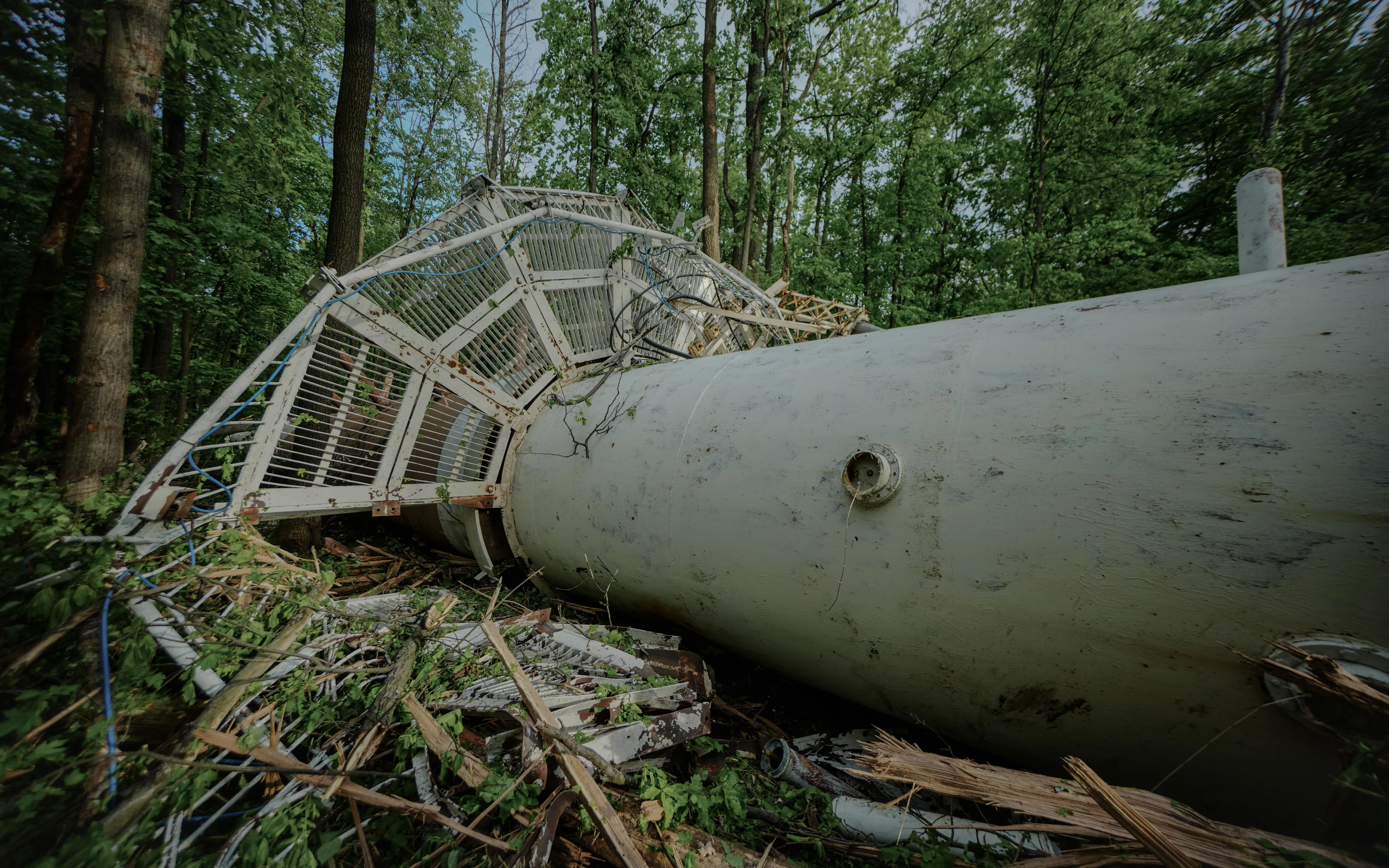 зображення до посту: Official: Russians destroyed Kharkiv TV tower, city&#8217;s &#8220;highest object,&#8221; to intimidate people (photos)