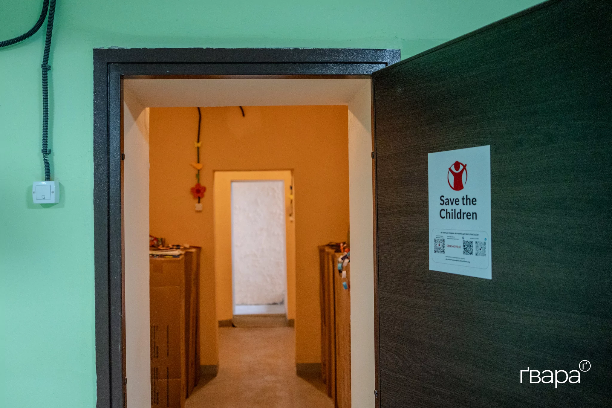 зображення до посту: «Треба відбудувати хоч одну школу, щоб потім ми могли навчати дітей»: як йде відновлення Шевченкового — фото