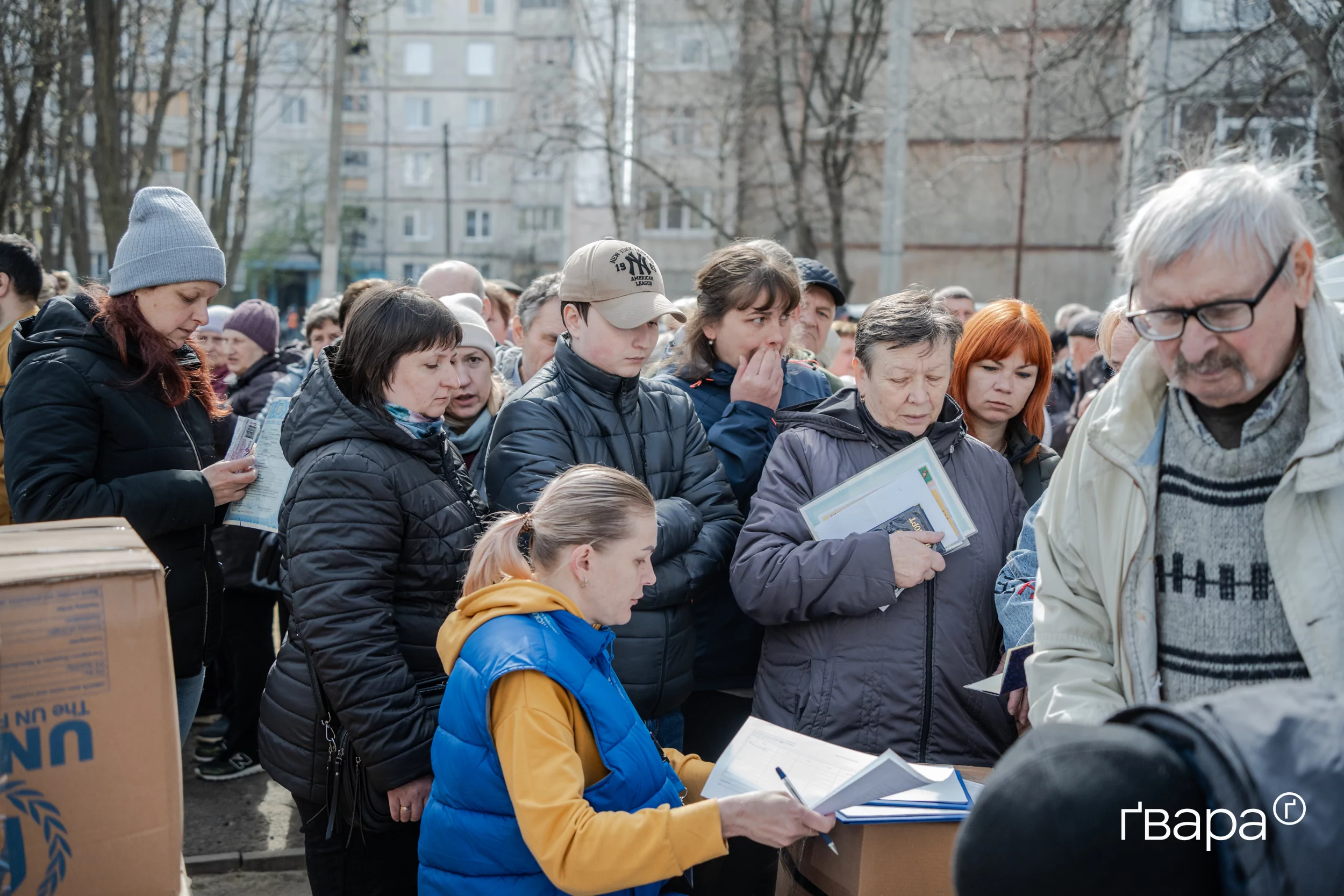 зображення до посту: У Харкові усувають наслідки нічного обстрілу — фото