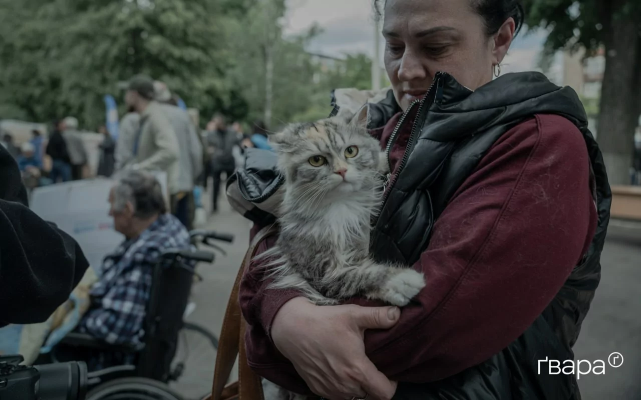 зображення до посту: Кому хочеться лишати свою домівку? Люди повинні це зробити, щоб врятувати життя — волонтер про евакуацію з Вовчанська