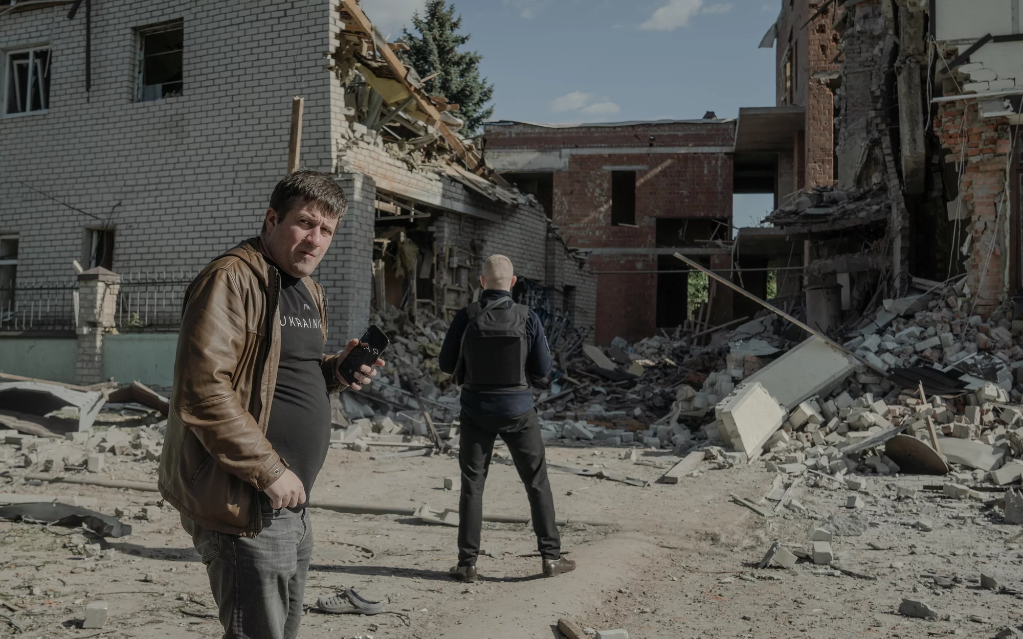 зображення до посту: In photos: Russian military drops glide bombs on Kharkiv&#8217;s central district, injures 14