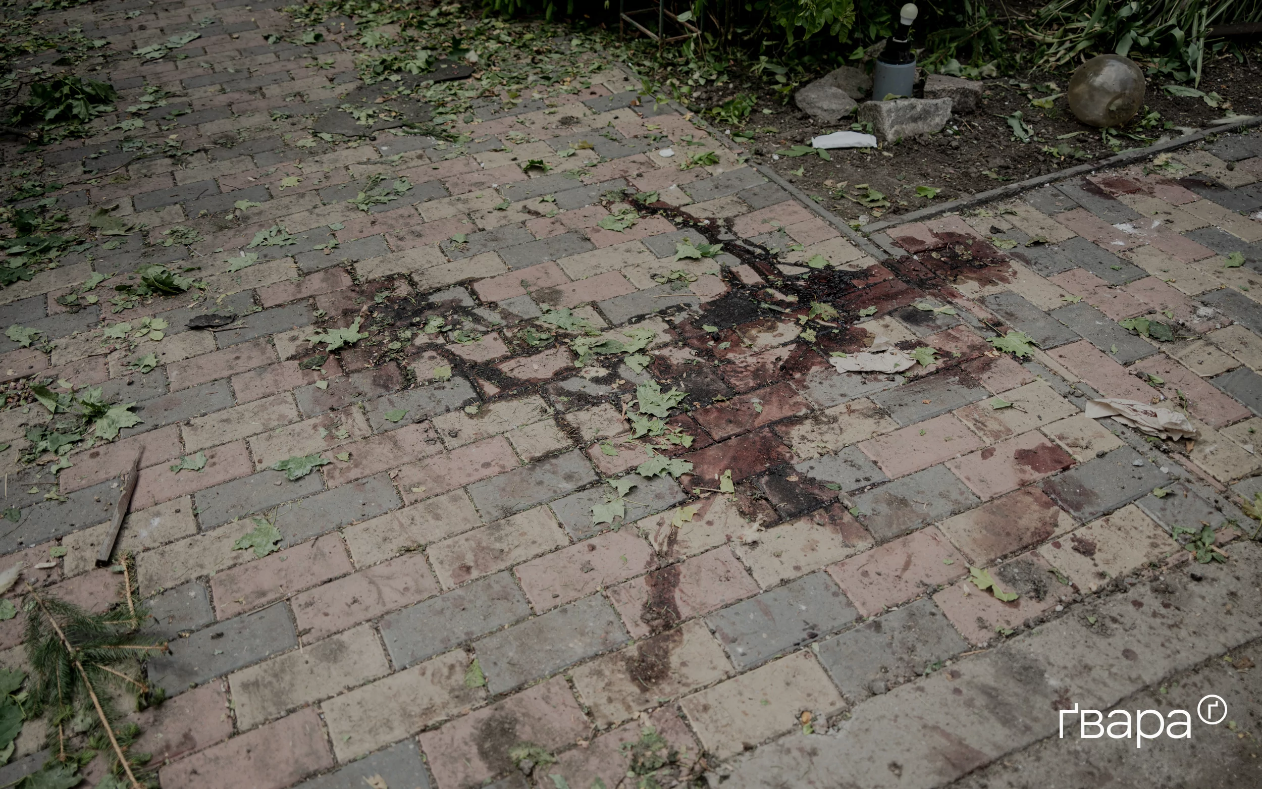 Шестеро людей загинули та 27 постраждали внаслідок обстрілу Черкаської Лозової / Фото: Іван Самойлов, Ґвара Медіа