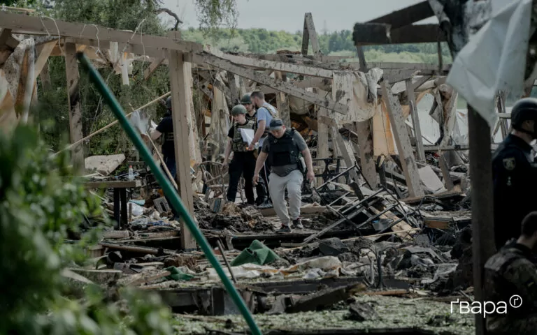 Рятувальники виявили у воді тіло чоловіка, загиблого внаслідок обстрілу Черкаської Лозової