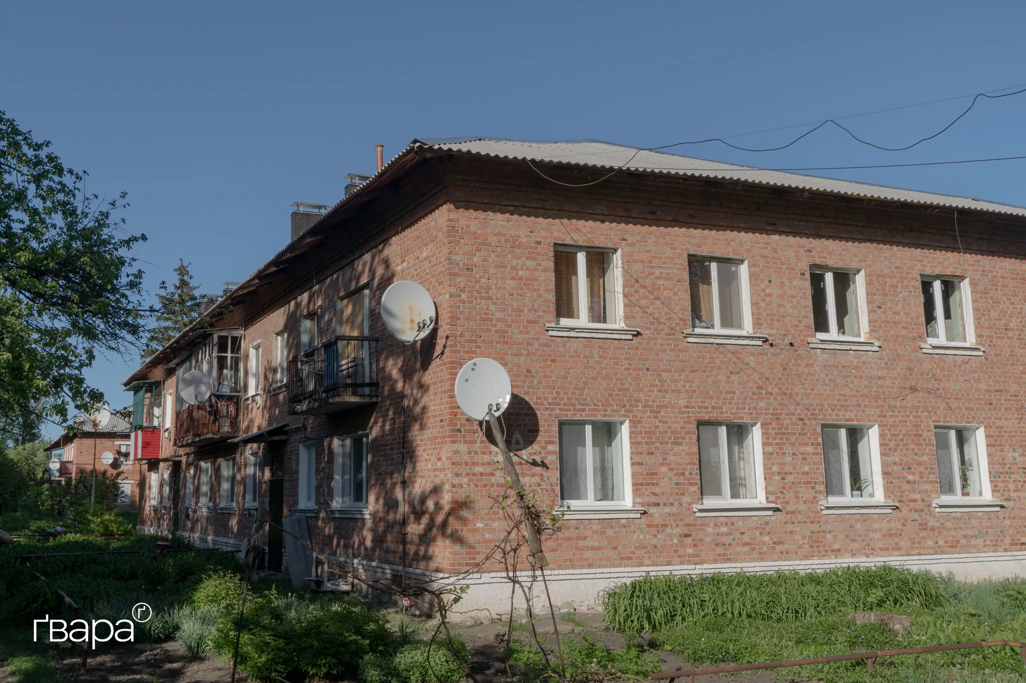 зображення до посту: «Частина була в окупації, частина на лінії фронту»: як відновлюється одна з найбільш замінованих громад Харківщини — фото