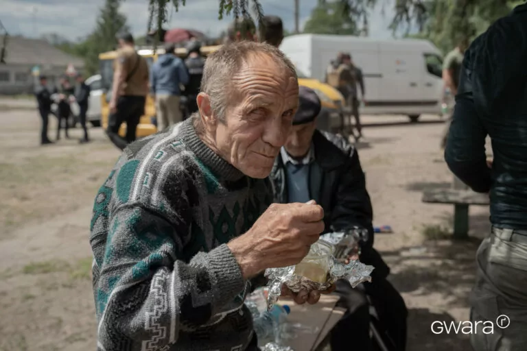 Харківські волонтери створять загальноукраїнську систему поселення евакуйованих уже до кінця місяця